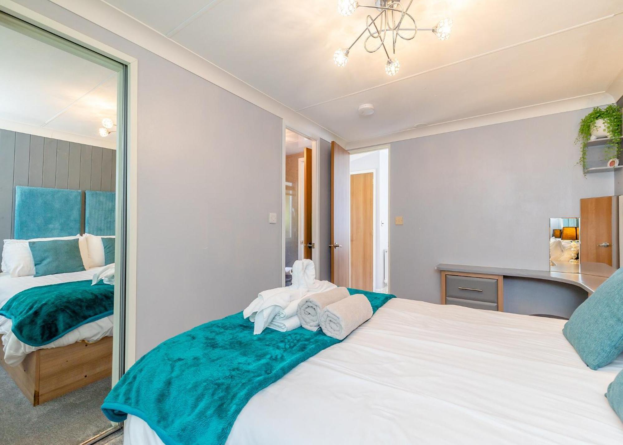 Longnor Wood Holiday Park 외부 사진