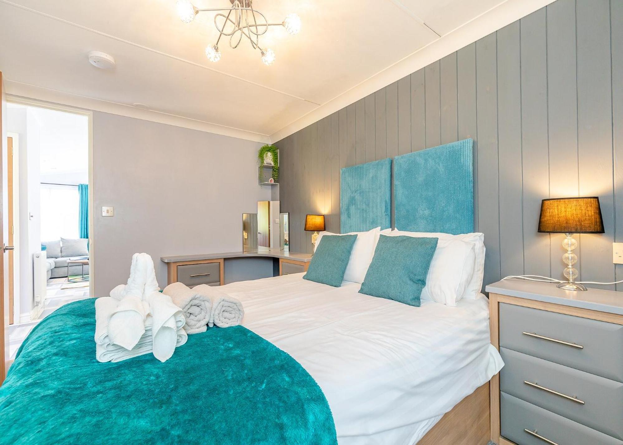 Longnor Wood Holiday Park 외부 사진