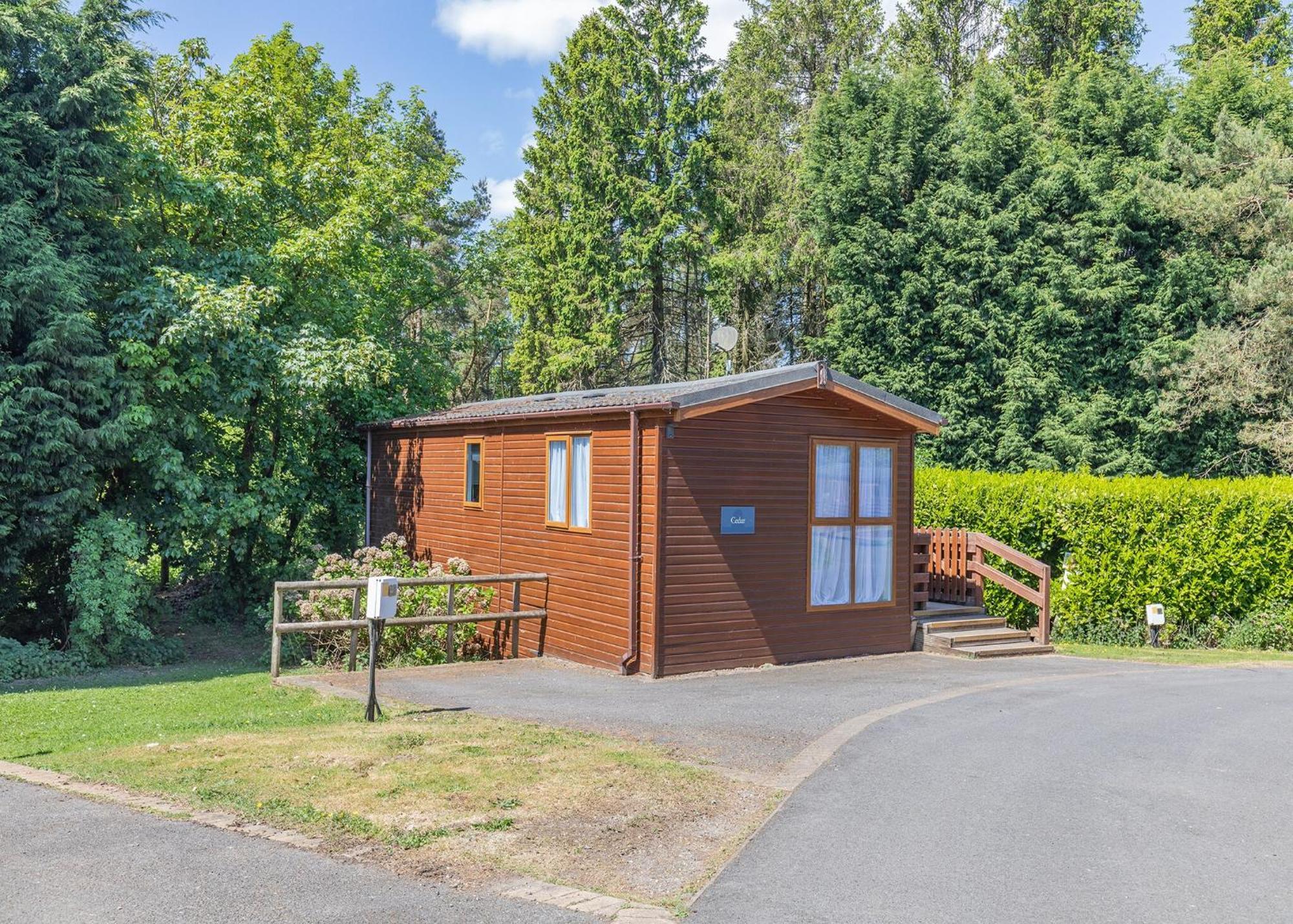 Longnor Wood Holiday Park 외부 사진