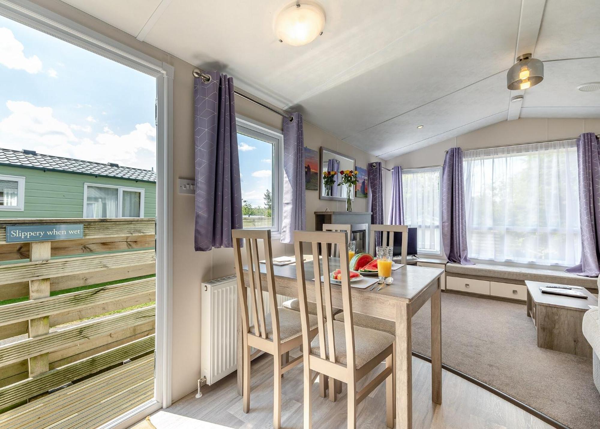 Longnor Wood Holiday Park 외부 사진