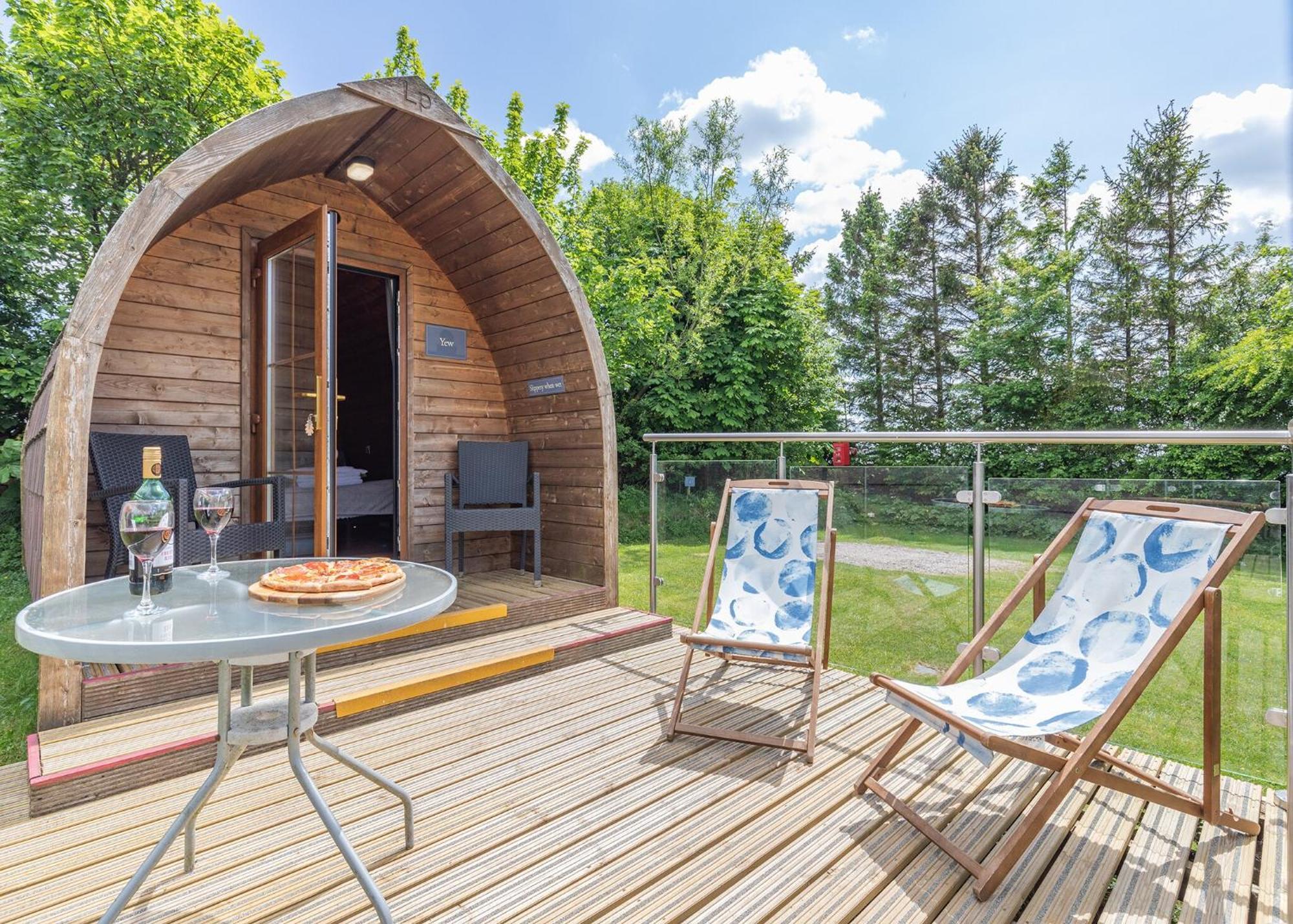 Longnor Wood Holiday Park 외부 사진