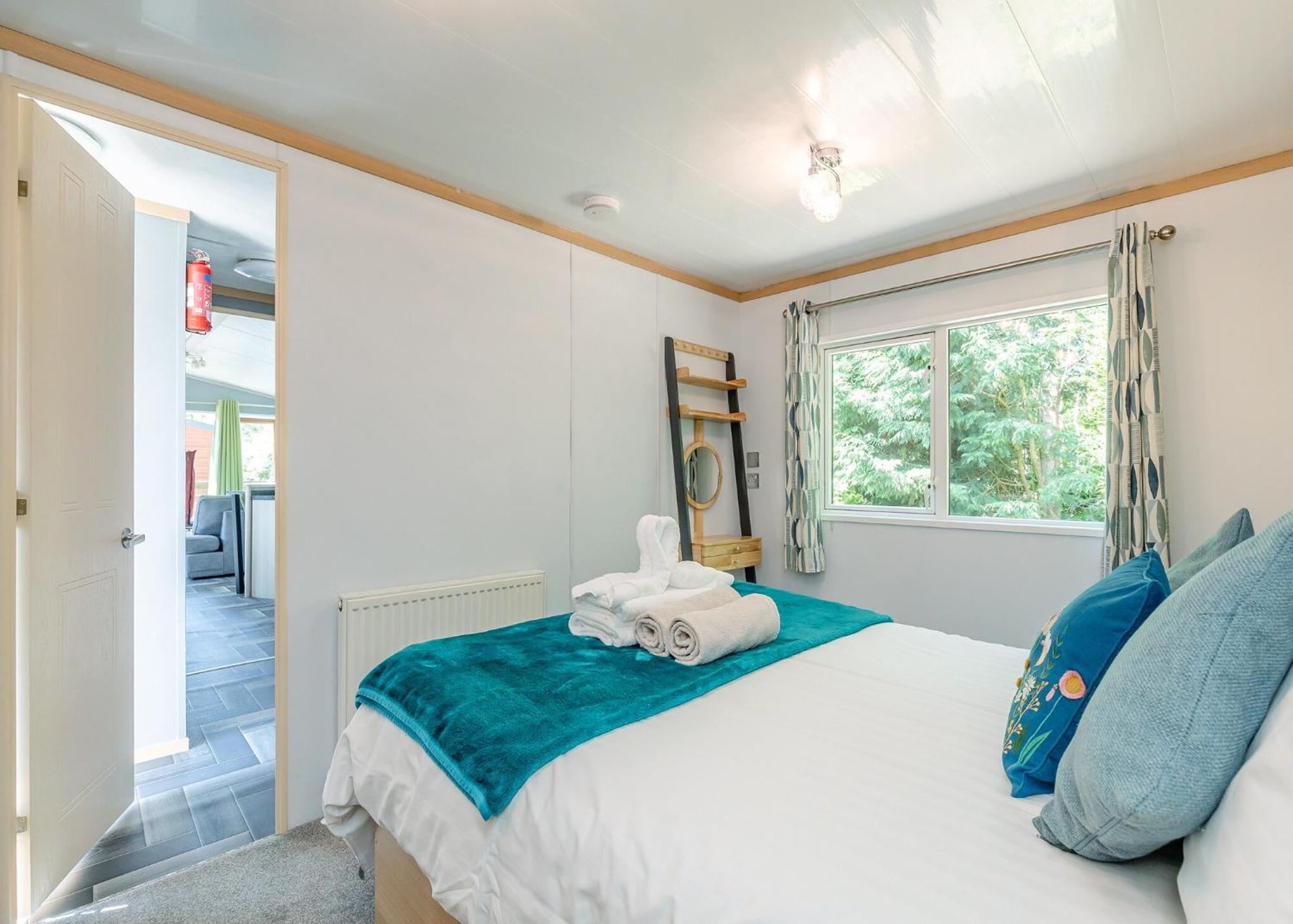 Longnor Wood Holiday Park 외부 사진