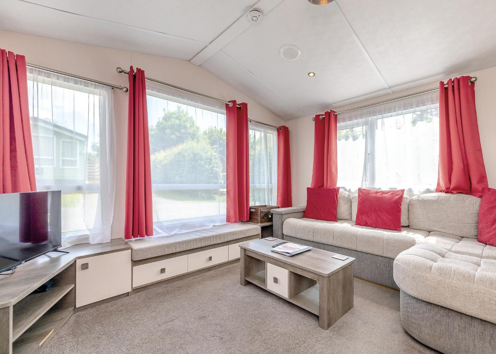 Longnor Wood Holiday Park 외부 사진