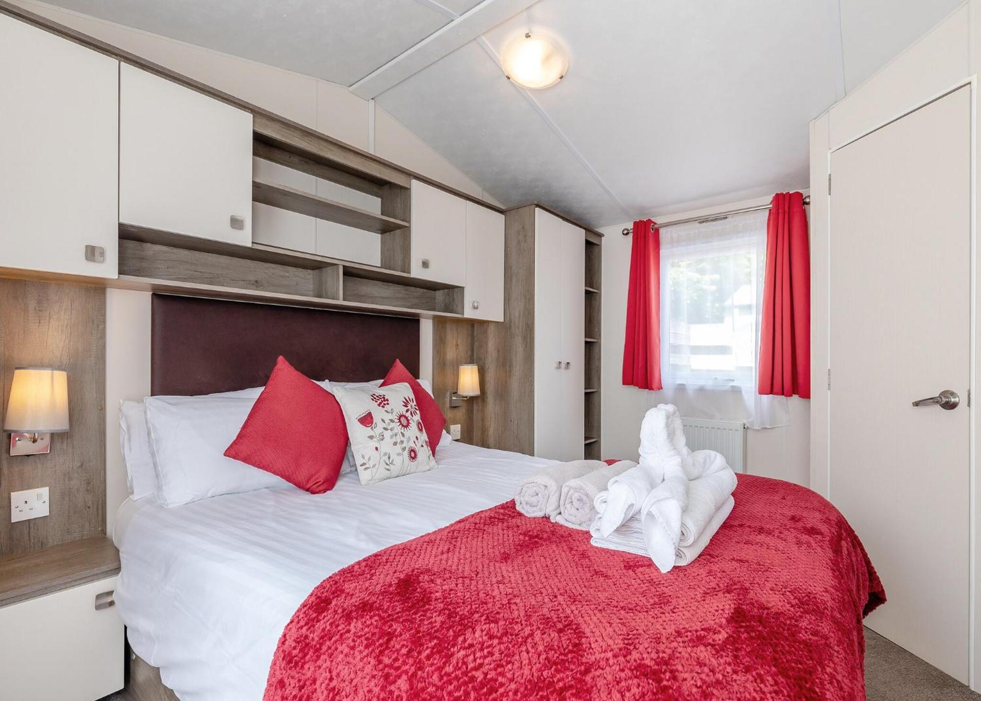 Longnor Wood Holiday Park 외부 사진