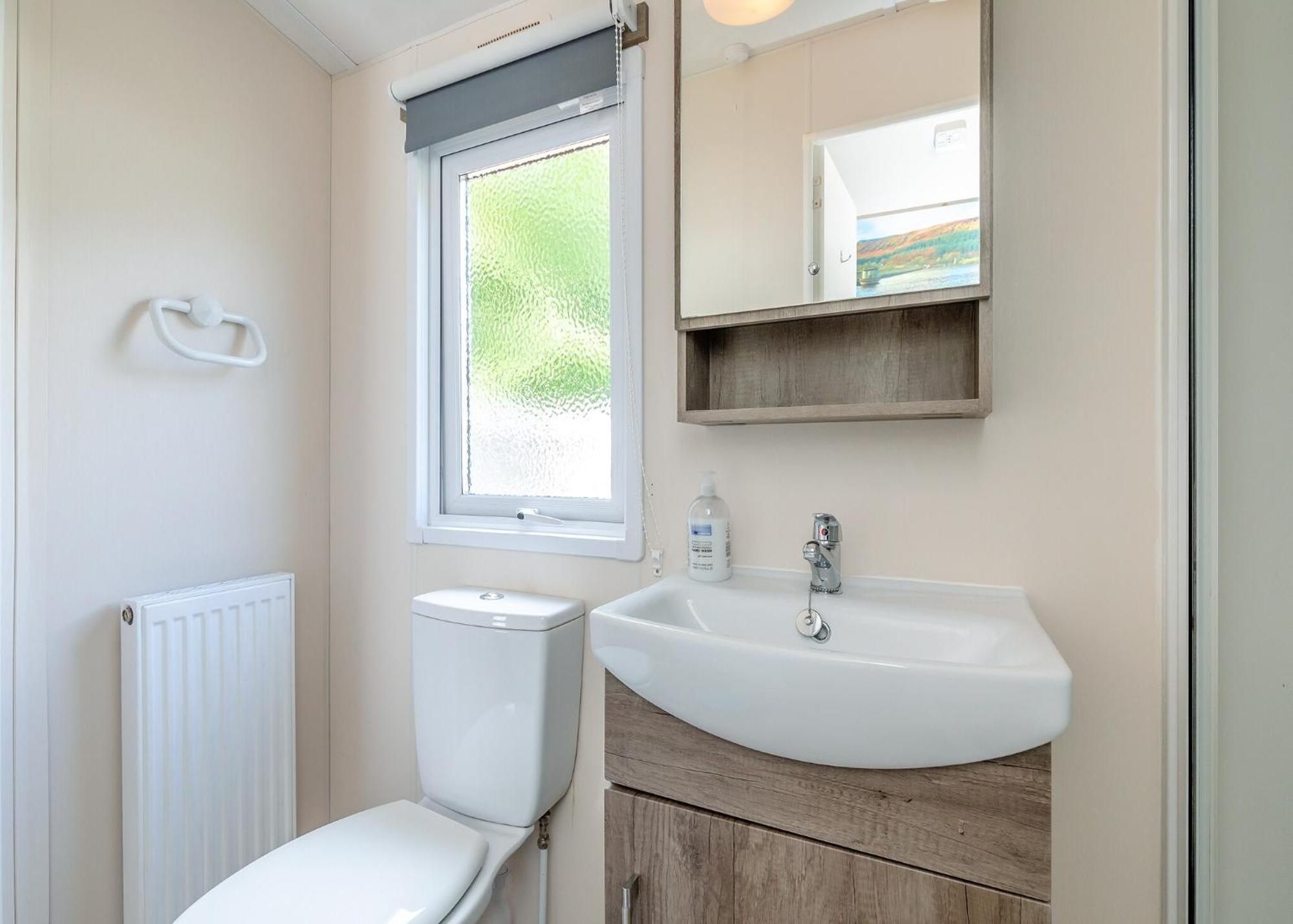 Longnor Wood Holiday Park 외부 사진