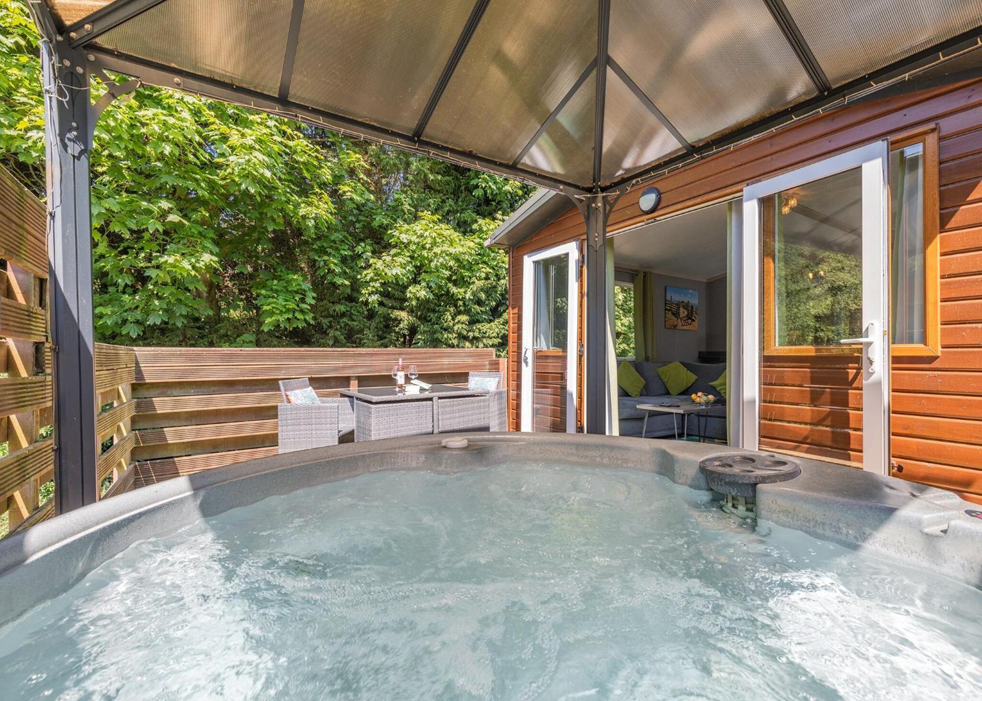 Longnor Wood Holiday Park 외부 사진